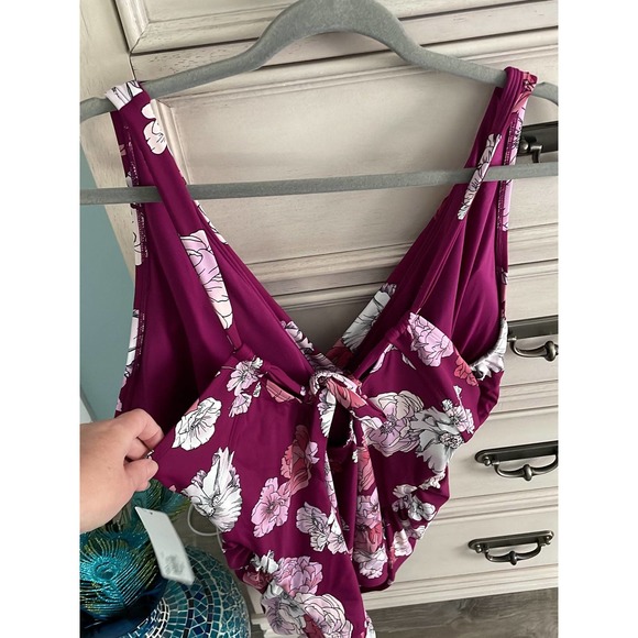 Women’s freshwater one piece plus size swim suit new with tags - Picture 5 of 6
